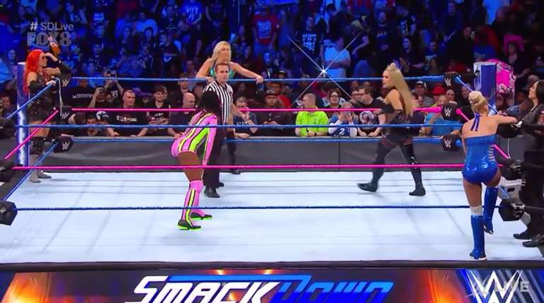 WWE SmackDown Results (10/17): Six-Woman Tag Team Match ...