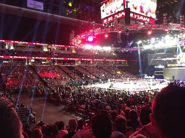 Theories As To Why Monday's WWE Raw Had A Lot of Empty Seats